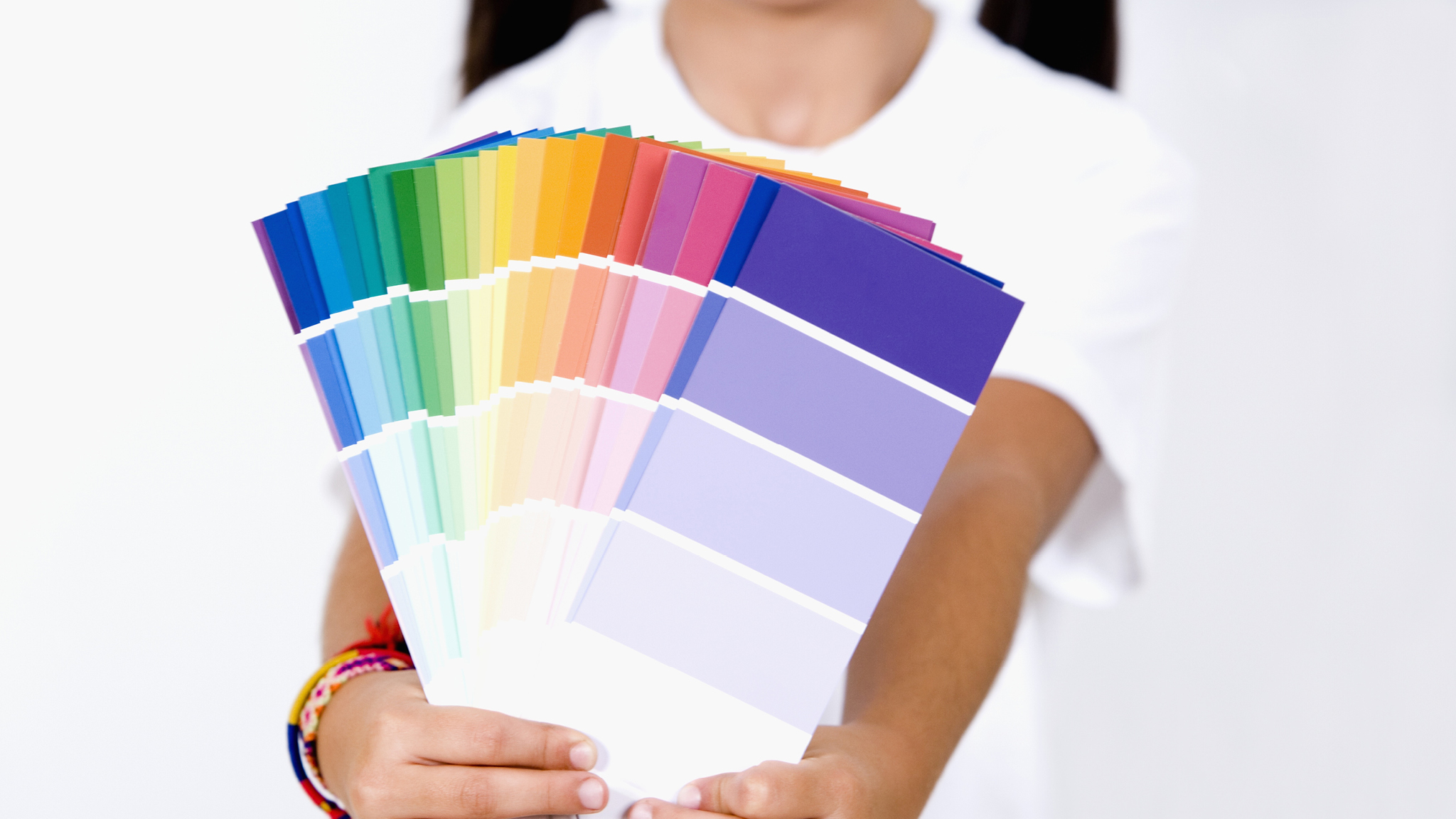 Help kids pick their own colour scheme Дети могут принять активное участие в ремонте своей комнаты — более того, так она им сразу понравится!